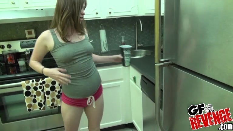 Brunette teen girlfriend Terra wakes mouth