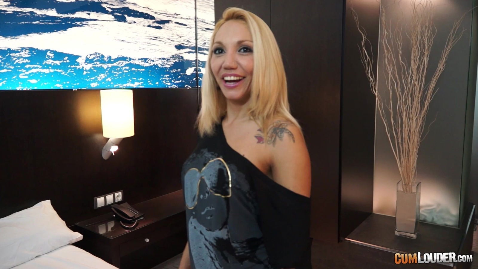 Blonde Ginger Hell makes kinky faster than anyone