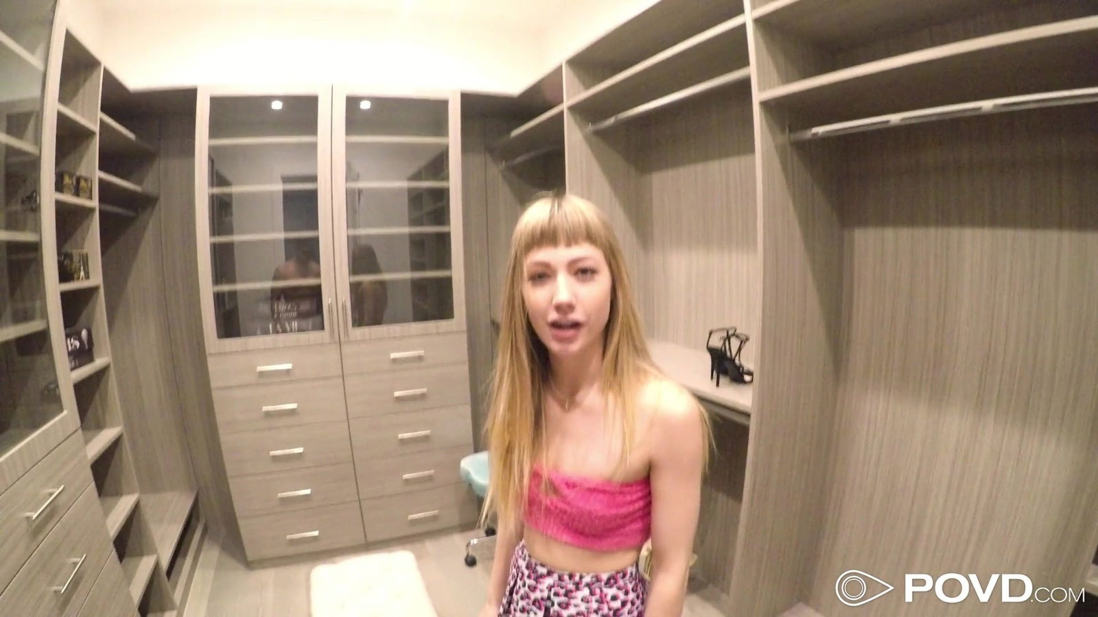 Smoking Wolfe talks friend into drilling hairy cunt