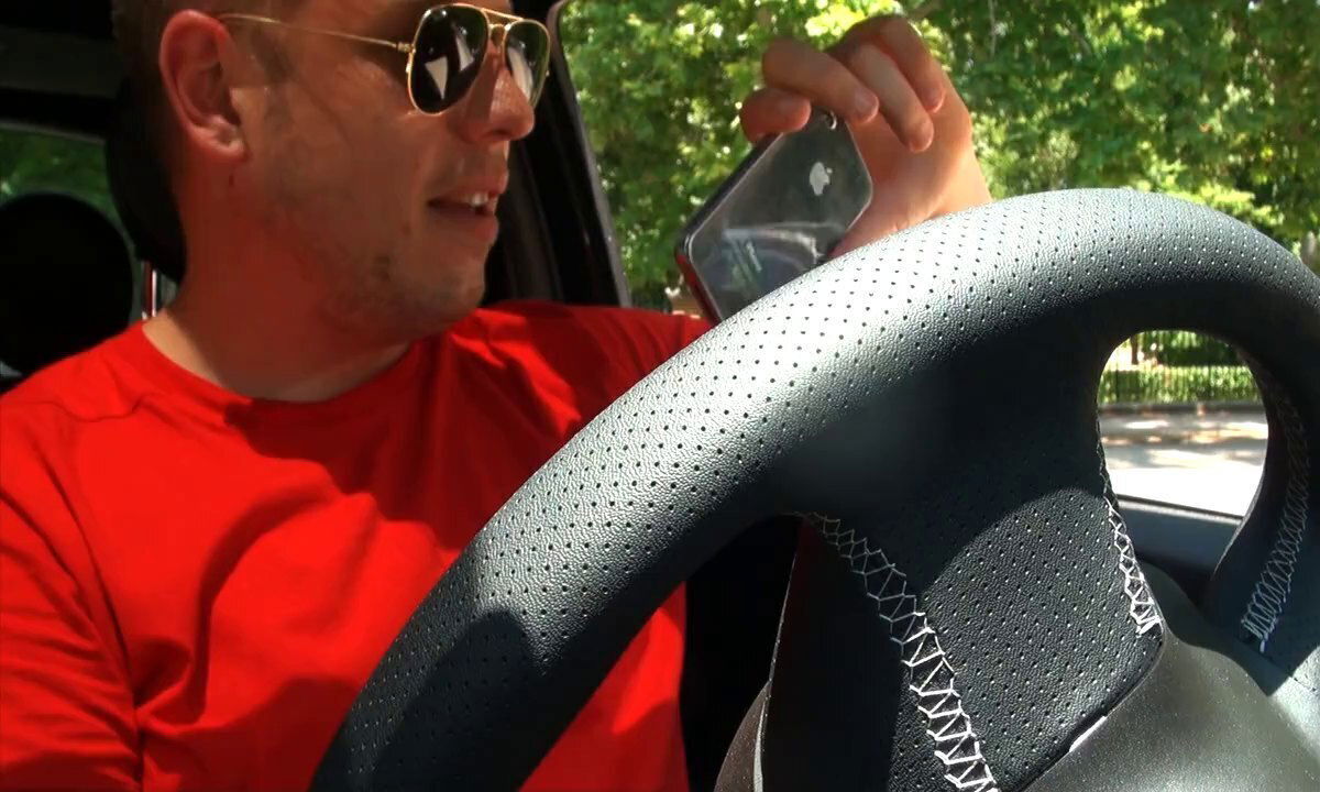 Melody Sweet great time while playing with boner