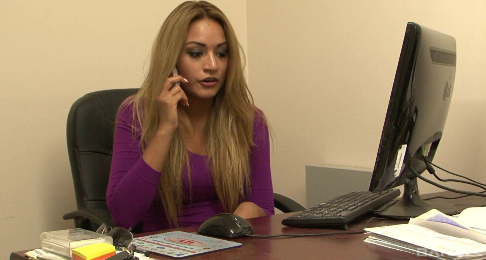 Aimee Cambridge Bianca Mendoza join chick threesome