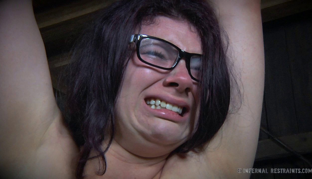 Chubby chick needs to learn a lesson from her kinky master