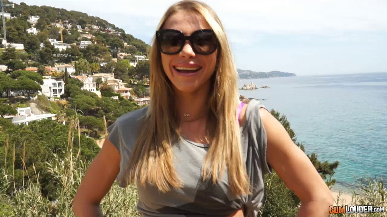 Rita Rush tempting model being face fucked sudden felt hard