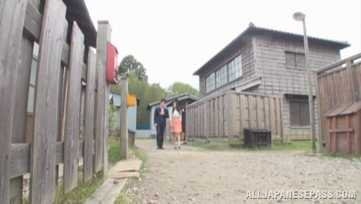 Yuri Shirai spreads hairy open lets plow