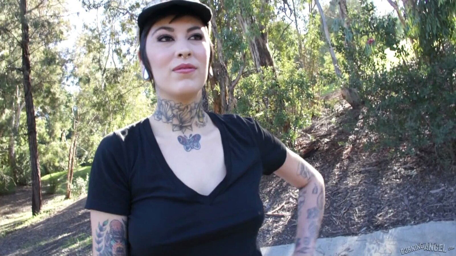 starved Secura blows then takes deep pussy