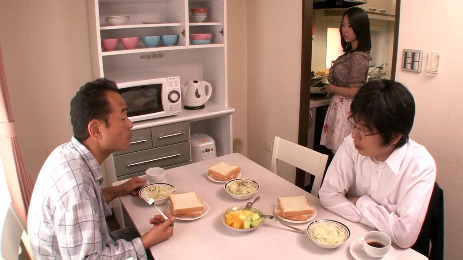 Marina Isshiki's wild pussy gets slammed hard bang scene