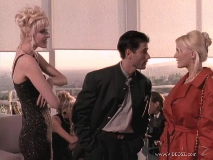 Misty Rain gets cumshot after naughty dick ride