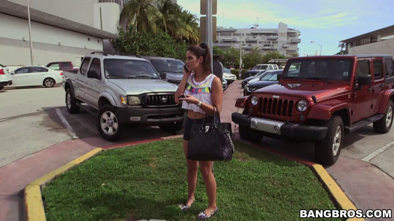 Jamie Sparx sucks rides boner reality clip