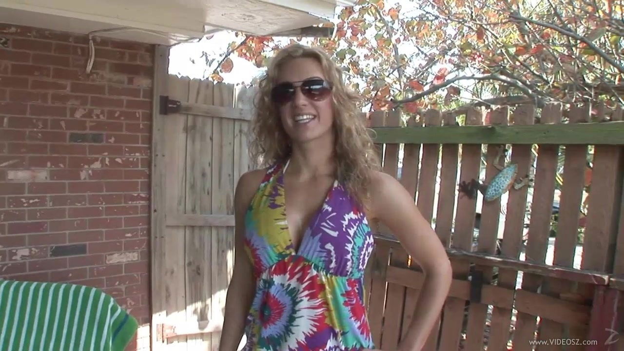 Kelley shows fake butt camera