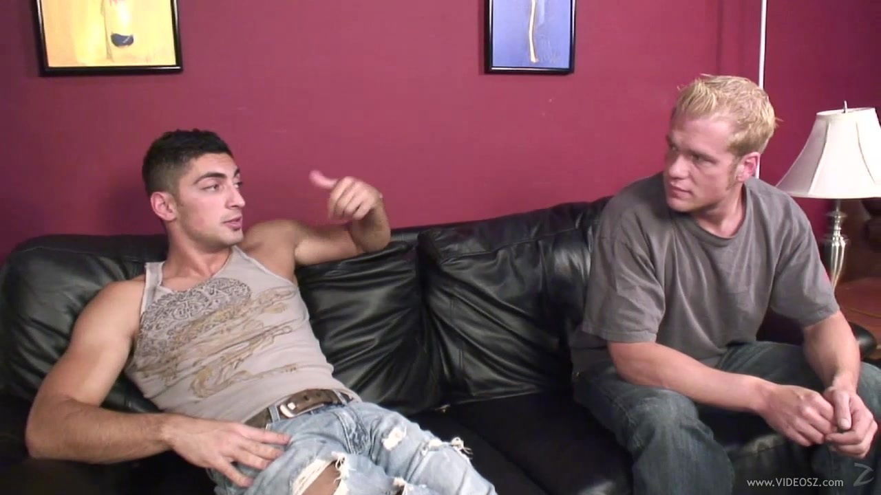 Slim Dani Nixx gets fucked huge dick front