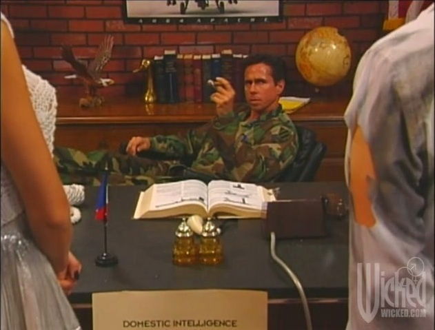 Alyssa Love Vicca fucked then facialed foursome video