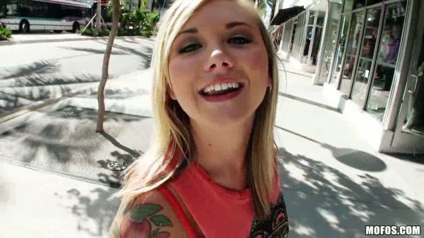 Cute Tattooed Blonde Addison Grey Gets Hard