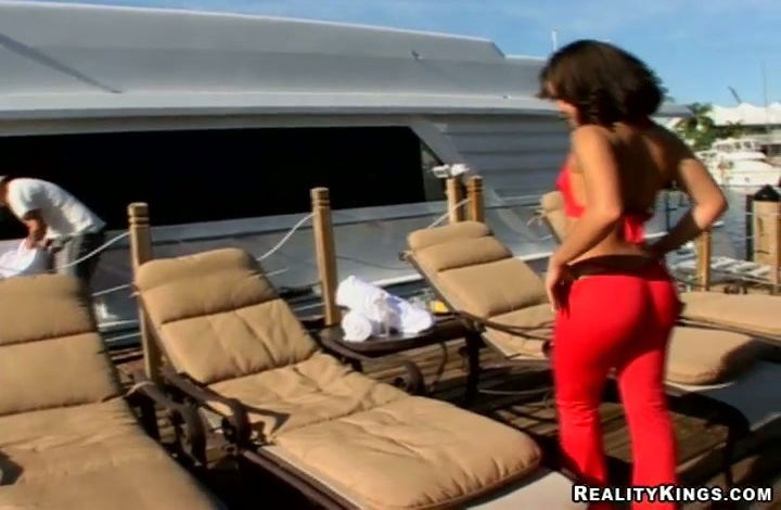 Latina Fransheliz Vasquez Amazing Round Butt Having