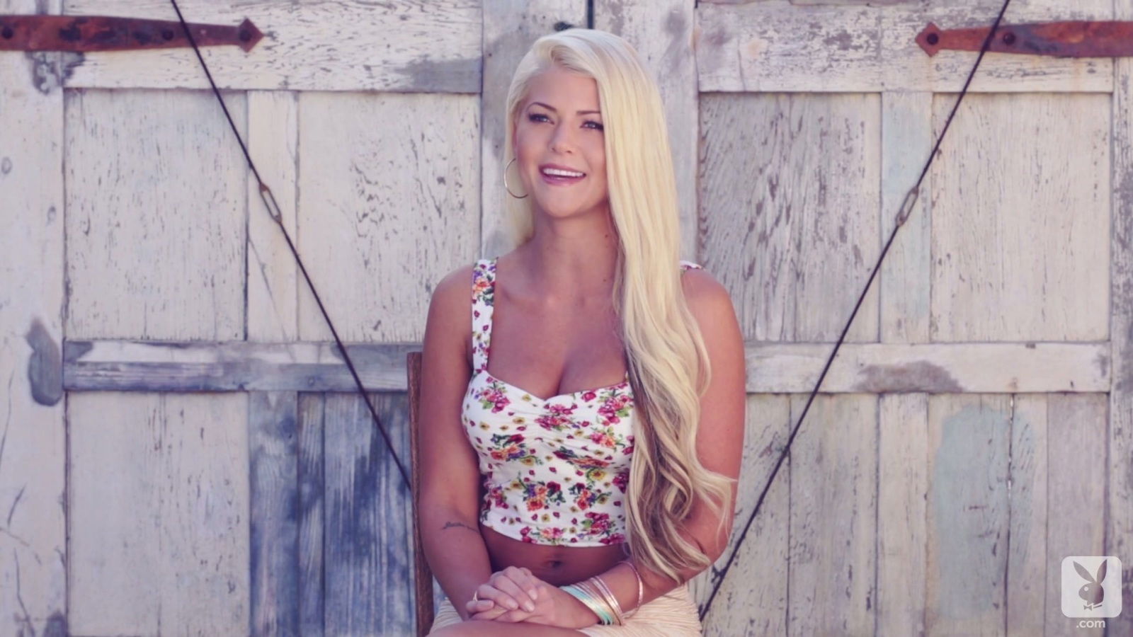 Annette White pretty blonde model poses naked outdoors