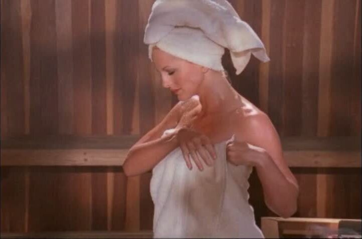 Adorable Divini shows lips, boobs close-up scenes