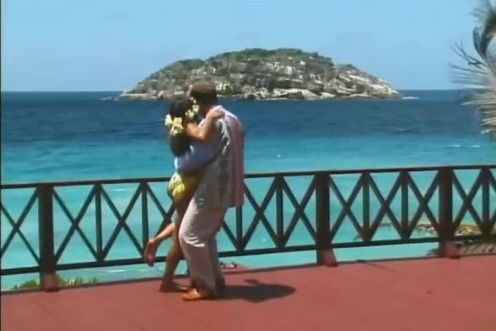 Natasha Storm gets pussy banged swimming pool