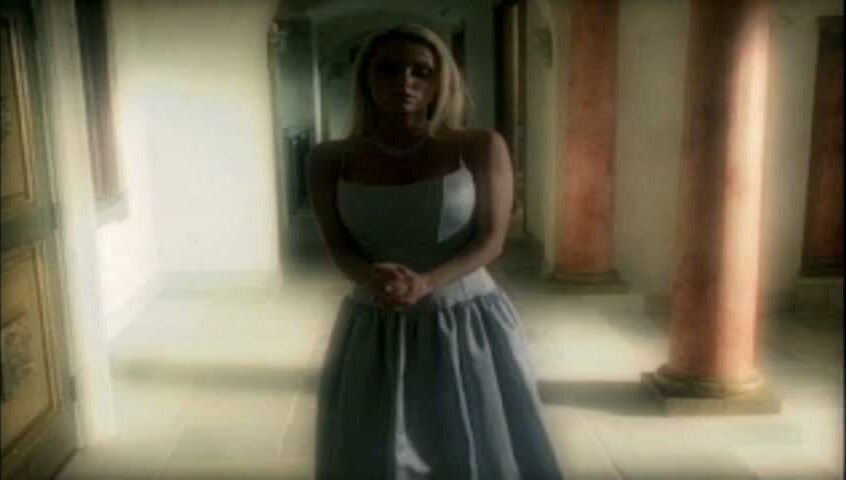 Cassandra Lynn having herself castle