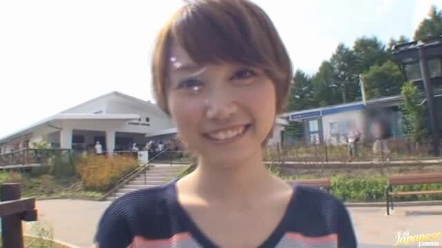 Stunning Oichi gives handjob