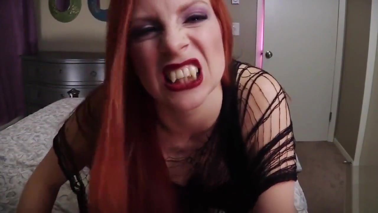 Lady Olivia Fyre Summoning Succubus Halloween Executrix