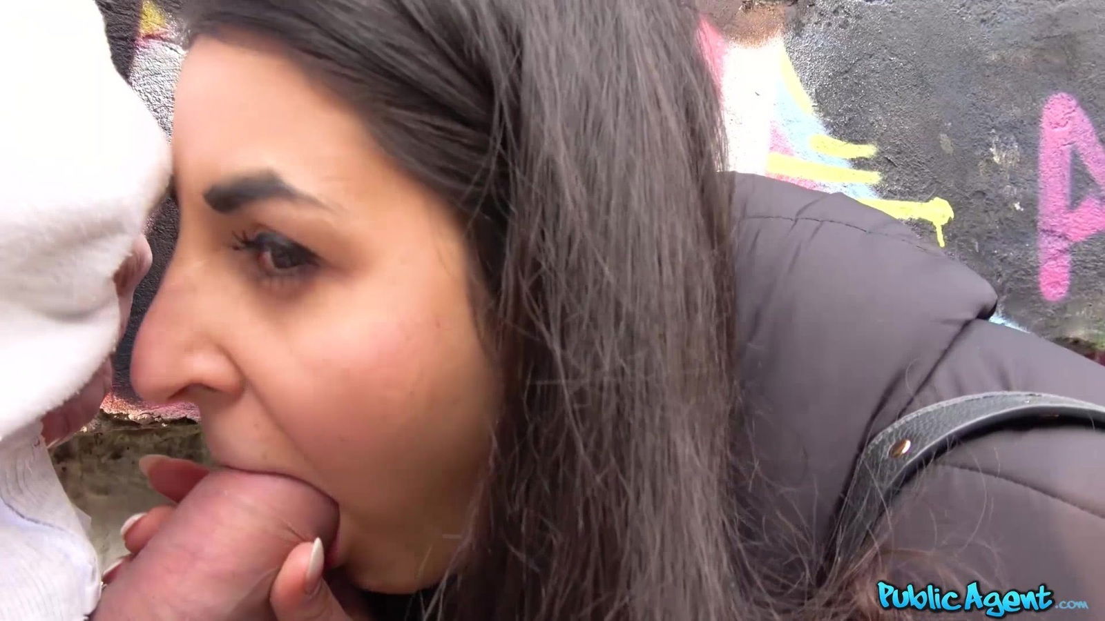 Amateur Coquette From Czech Street Getting Nailed Creampied