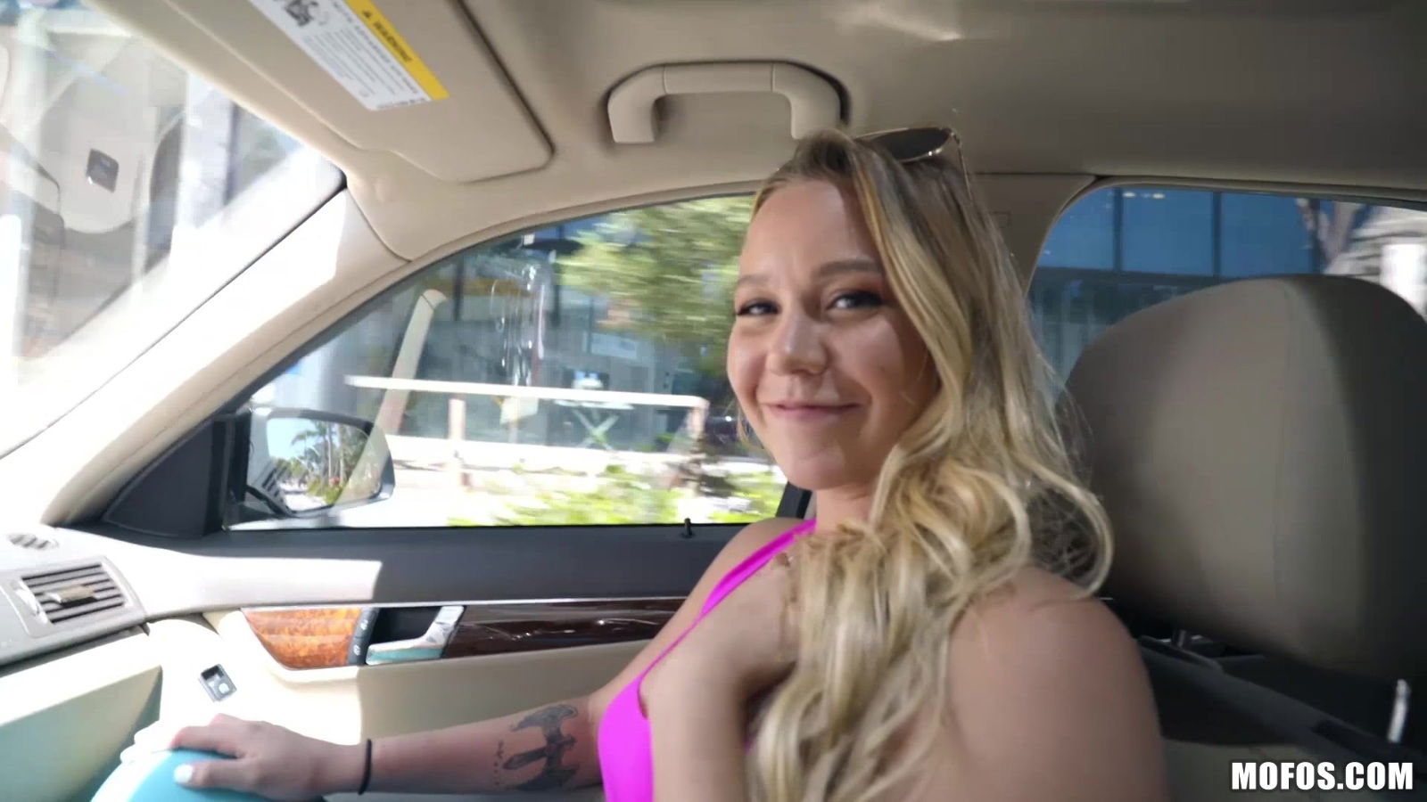 Juicy blonde pink pleases front camera