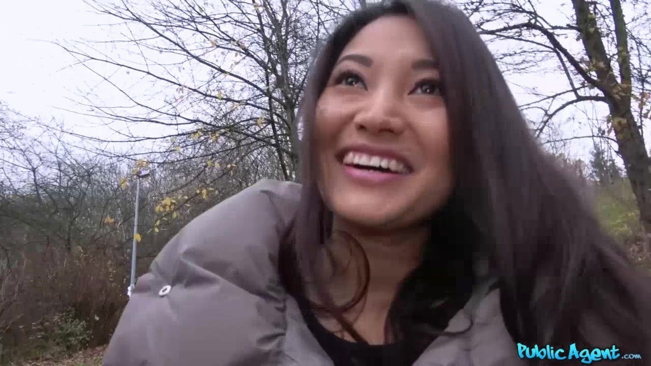 brunette gives satisfaction after long walk