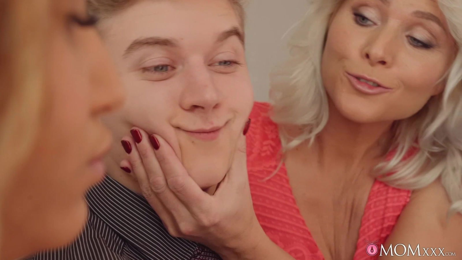 Venus Afrodita shares with Kathy Anderson