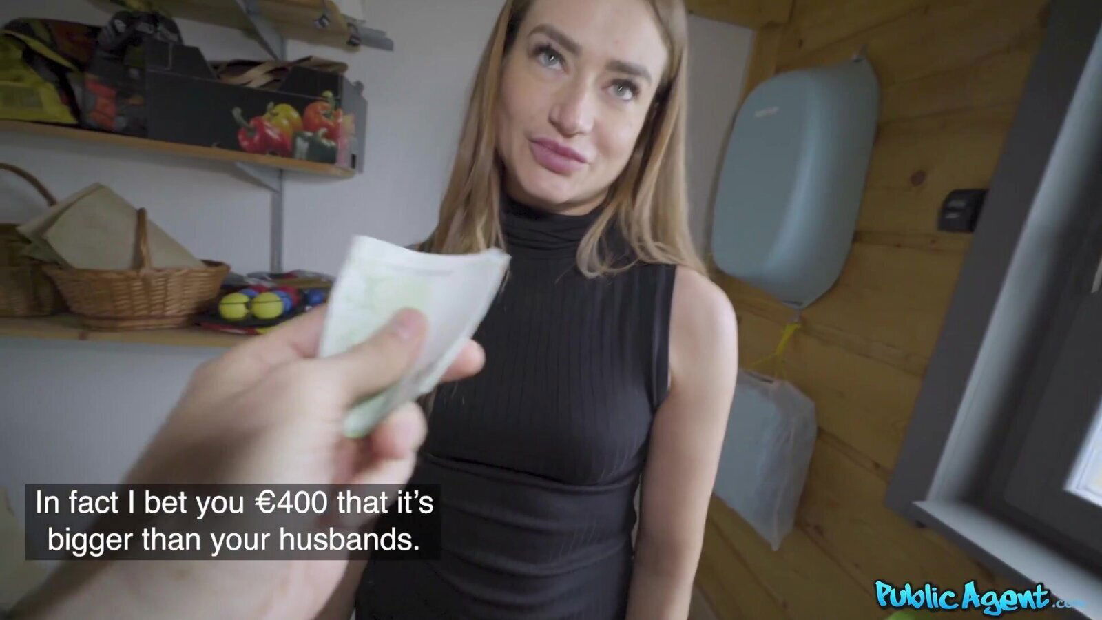 Tasty Stacey rides boner hotel room