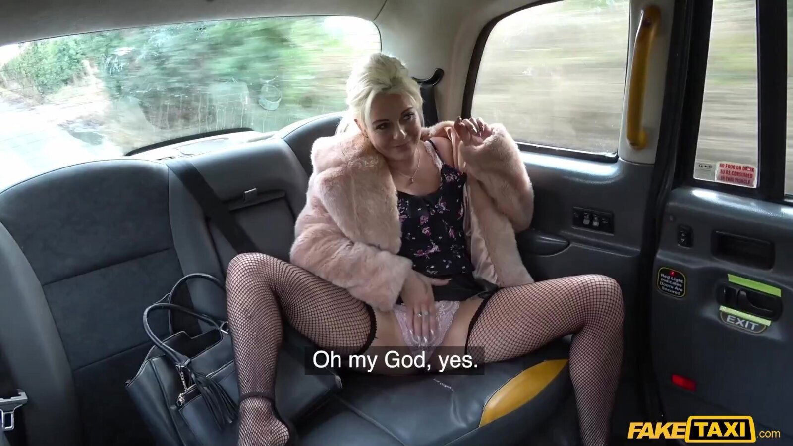 John fucks dirty MILF Kelly Cummins