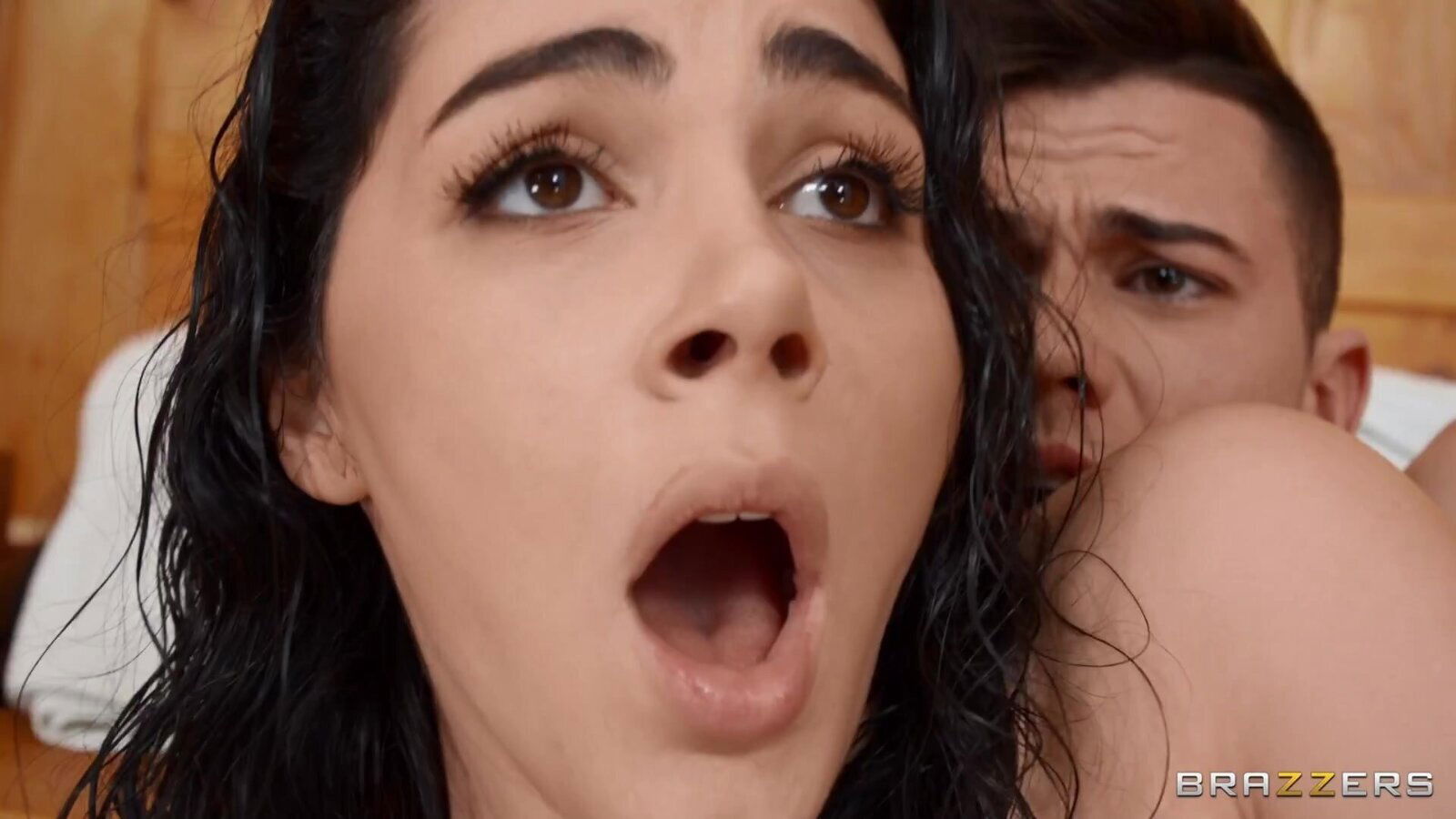 Buxom MILF Valentina Nappi incredible video