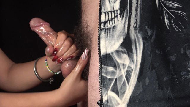 received huge load hands nails after jerking off. -XattlaLust-