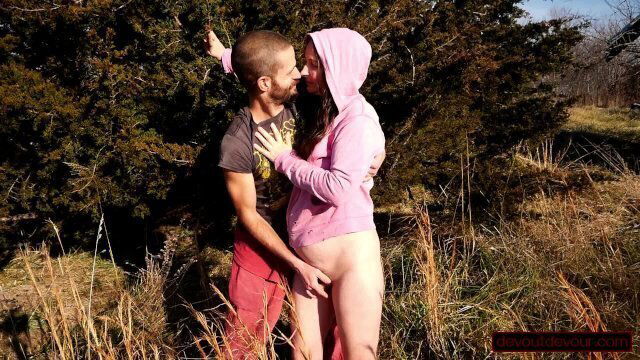 Hairy Pussy MILF Squirms Squirts Outdoors from Pussy Rubs