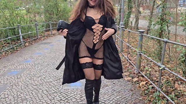 Снял незнакомку мосту Берлина