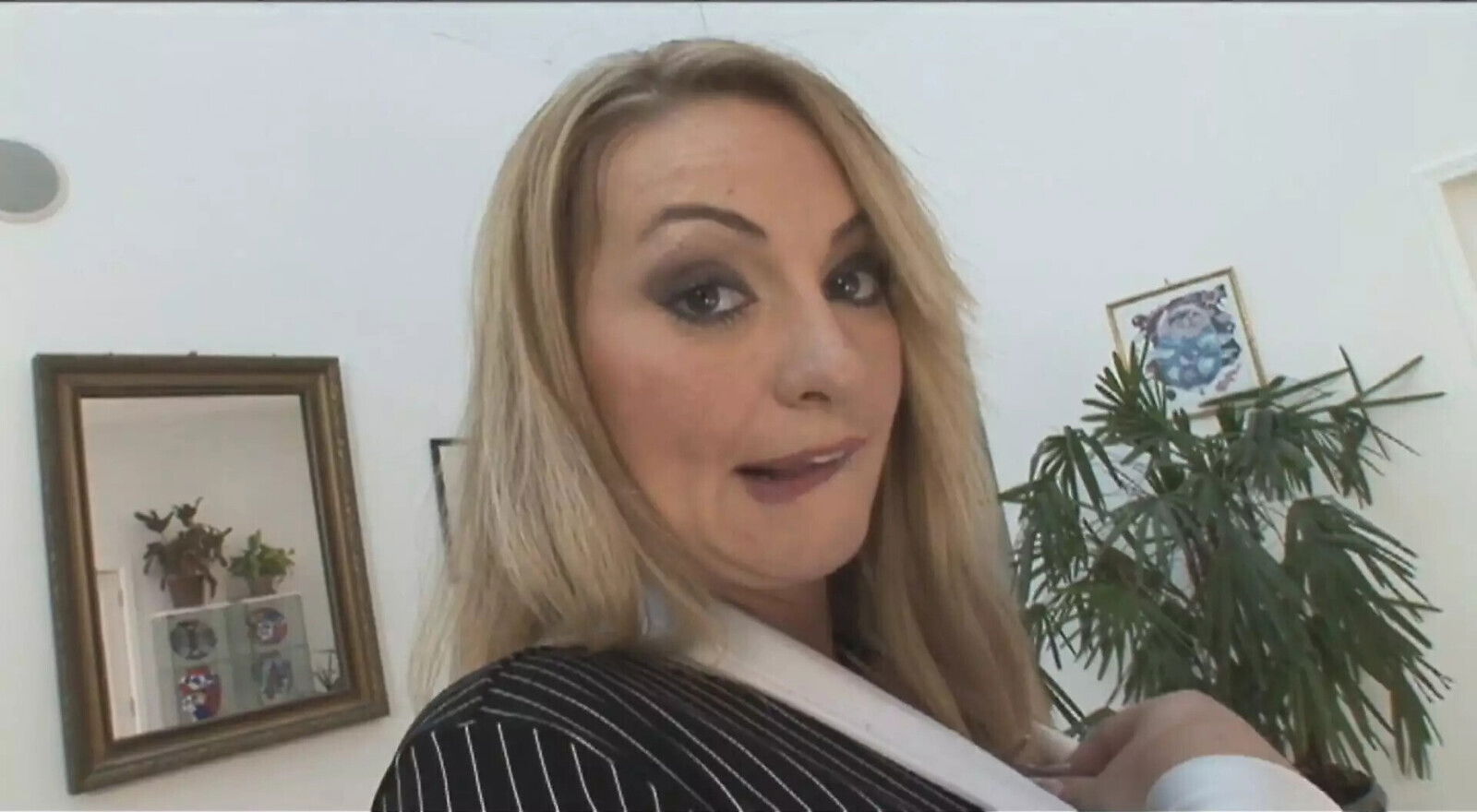 Spectacular MILF Sucks Fucks Thick Black Prick