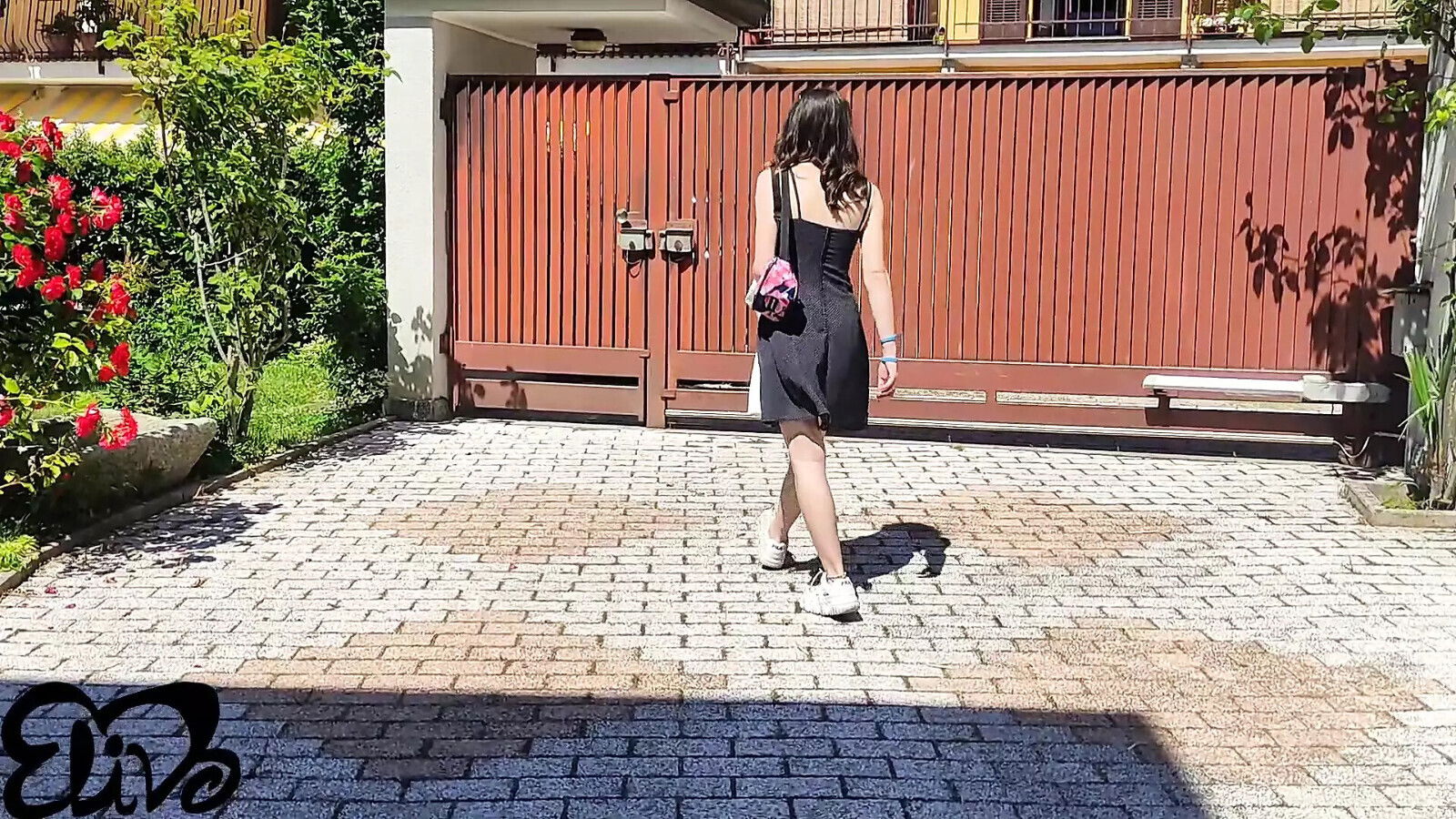 IMPERATIVE order: tells slowly, FASTER!