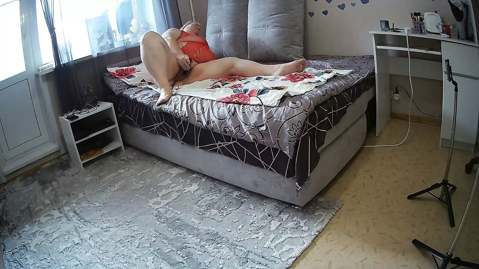 masturbation meaty cougar pussy