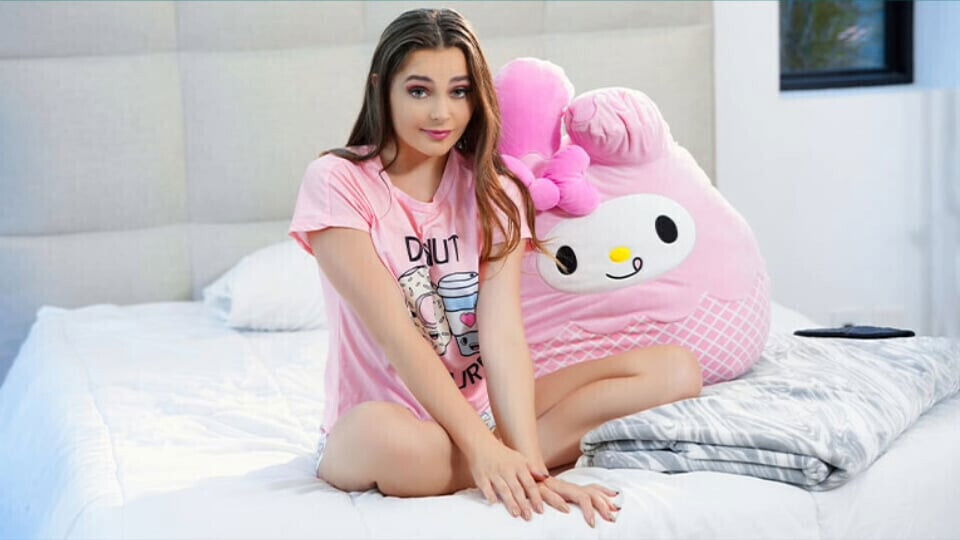 DadCrush Horny Stud Moves Stepdaughter Aften Opals Panties Sticks Finger Teen Pussy