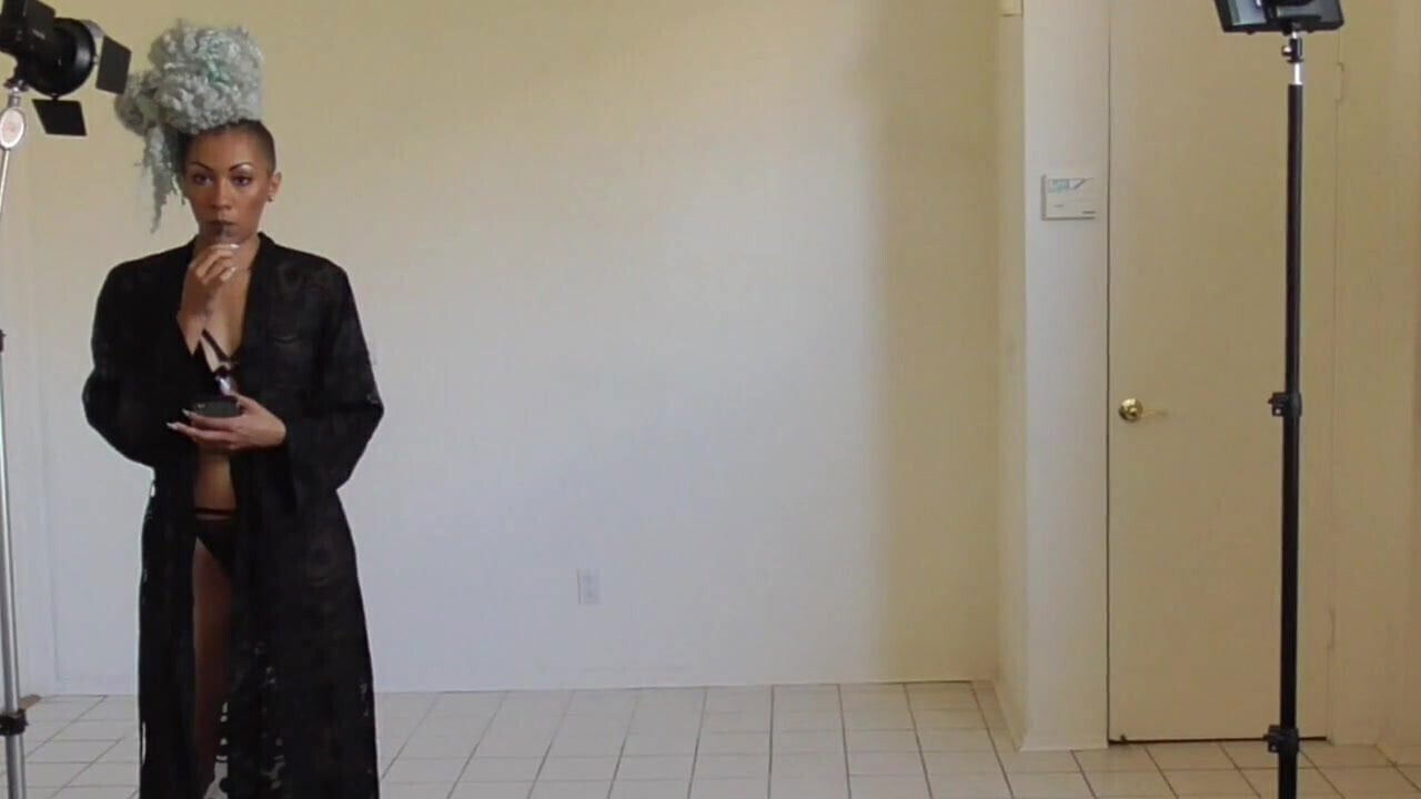 X's Exotic Strip Tease-BTS