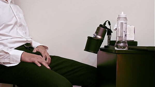 《女性向ASMR》[Moaning] FIRST MOAN〈PODCAST暗液喃聲〉