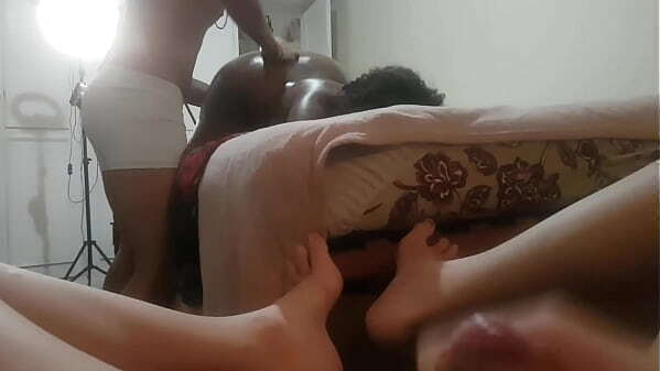 MEUS AMIGOS CONVIDARAM FICAR VOYER ENQUANTO TRANSAVAM! ALICE HAEL