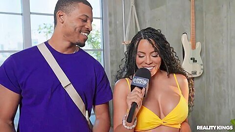 Games Galore Luna Star, Violet Gems, Kovanchenko, Bleu, Selina Bentz, Shrooms