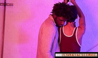 SayUncleNetwork.com Muscly ebony overpowers Latino bottom invasion