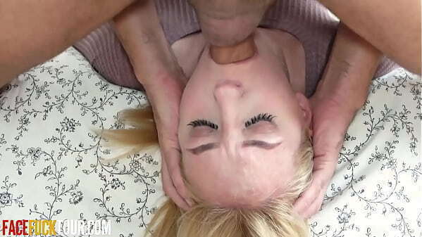 Gorgeous blonde reflex when thrusted huge mouth
