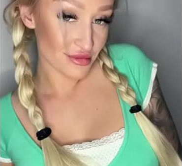 horniest college girl blonde