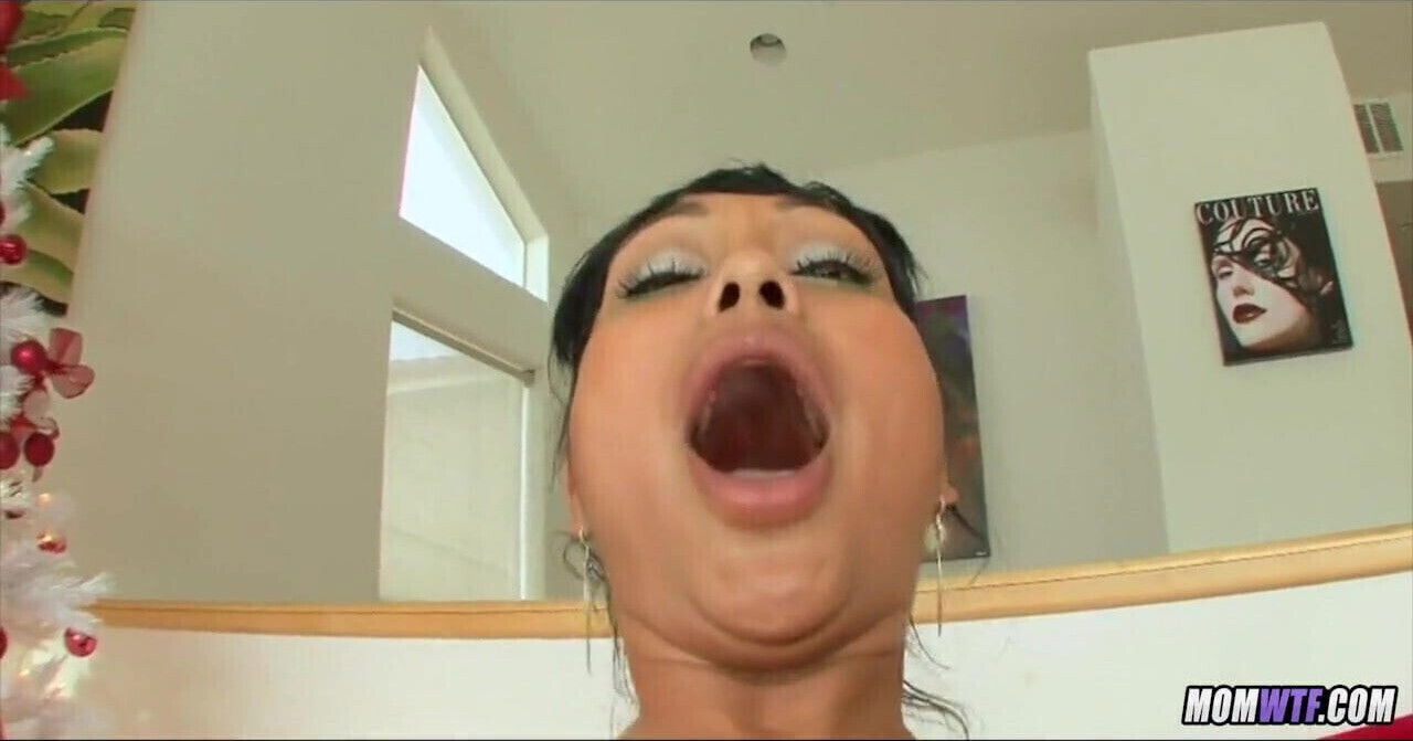 Indian Hairy Pussy gets Smashed