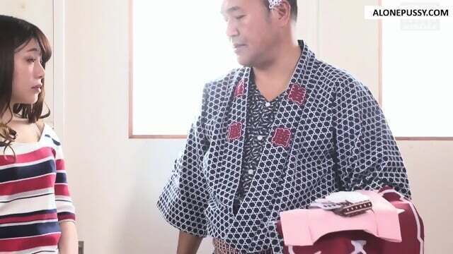 cachonda Hatano hace garganta profunda enorme capucha mientras preada mejor japonesa