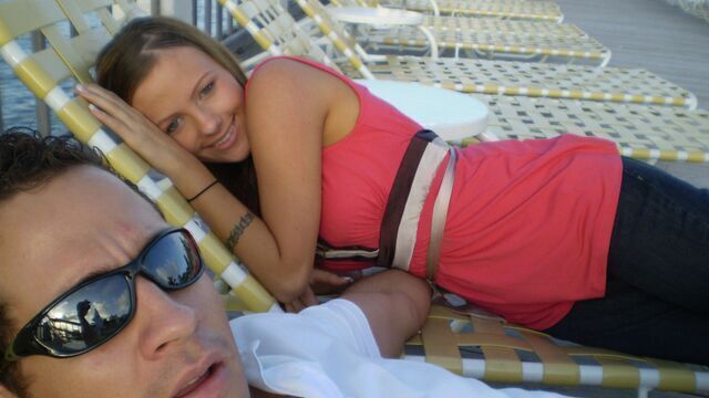  Astonishing pussy-licking session with a hot girlfriend Autumn Skye 