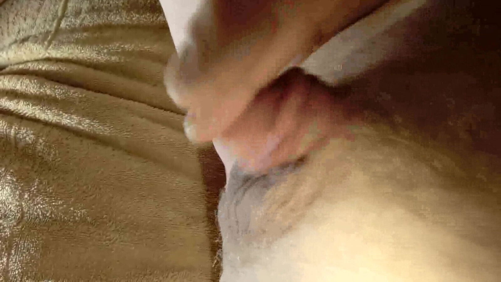 Tiny Cock's Mushroom Head Like to Squirt!