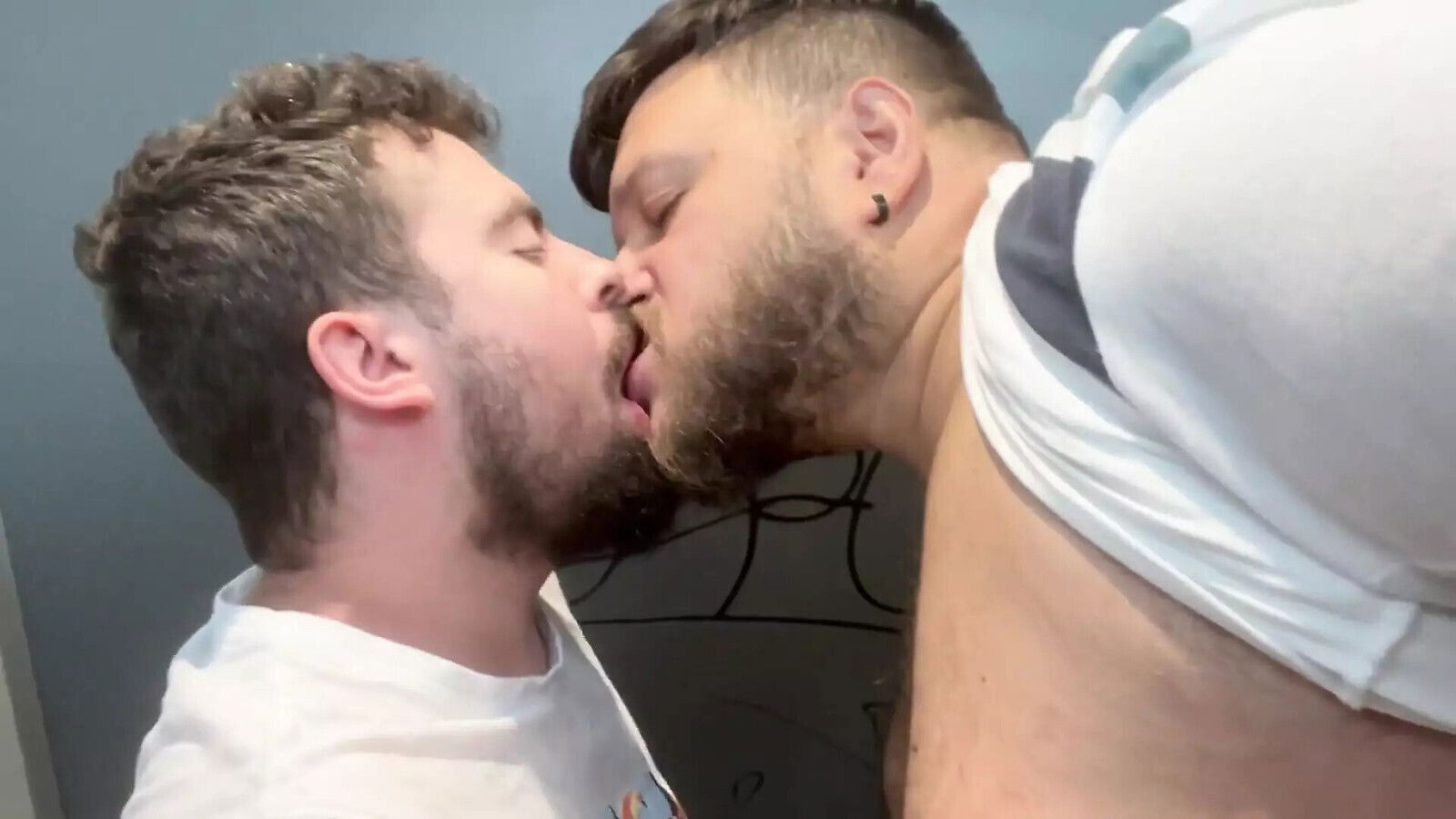 Cruising Bathroom Station