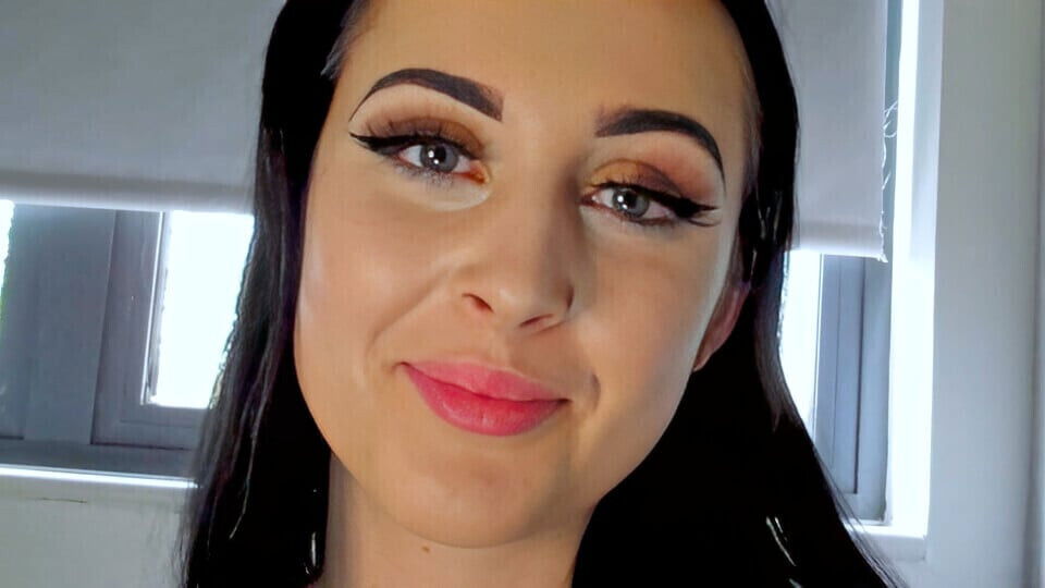 Nervous 19yr brunette with dirty older